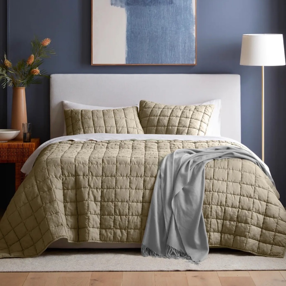 NWT QUINCE European Linen Box Quilt Full/Queen Aloe 8916 - Picture 4 of 11